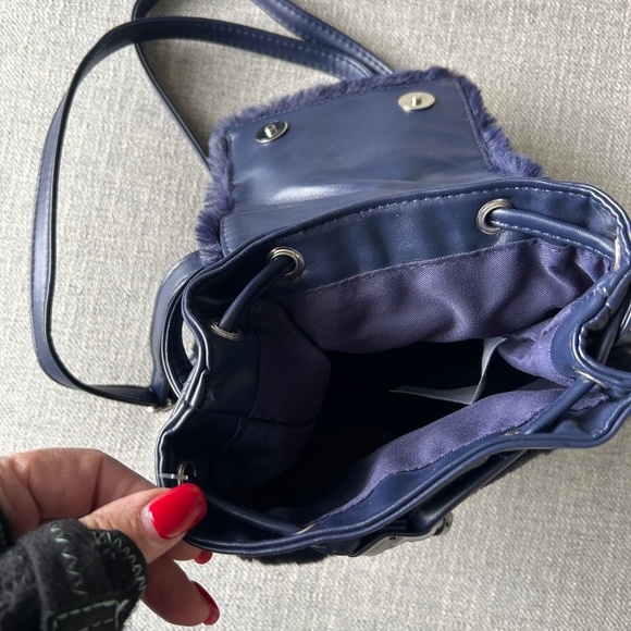 Swarovski faux fur mini backpack purse handbag, dark blue, adjustable straps - Picture 7 of 8